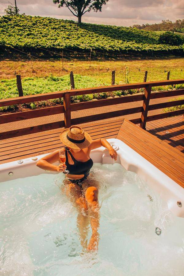 Casas e apartamentos de temporada para 2 pessoas, com jardim e jacuzzi e ainda sauna em Bento Gonçalves