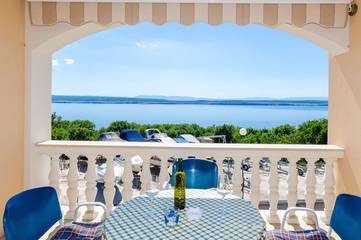 Ferienwohnung für 2 Personen, mit Garten, kinderfreundlich in Kvarner Bucht