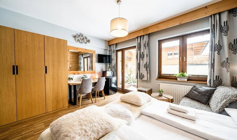 Ferienwohnung für 2 Personen, mit Pool und Sauna sowie Balkon in Zakopane - 2