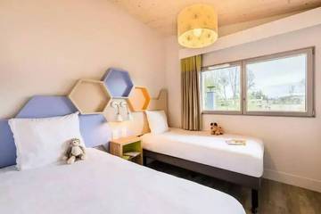 Camping pour 8 Personnes dans Bailly-Romainvilliers, Seine-et-Marne, Photo 3