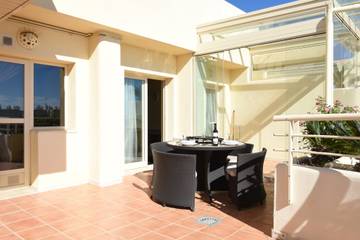 Holiday Rental for 2 People in Urbanización Playa Marina, Mijas, Photo 2
