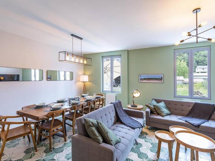 Location de vacances pour 19 personnes, avec jacuzzi à Esterre - 2