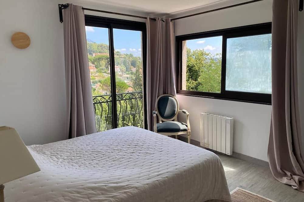 Villa Saint-Therese Vence in Vence, Cannes og omegn