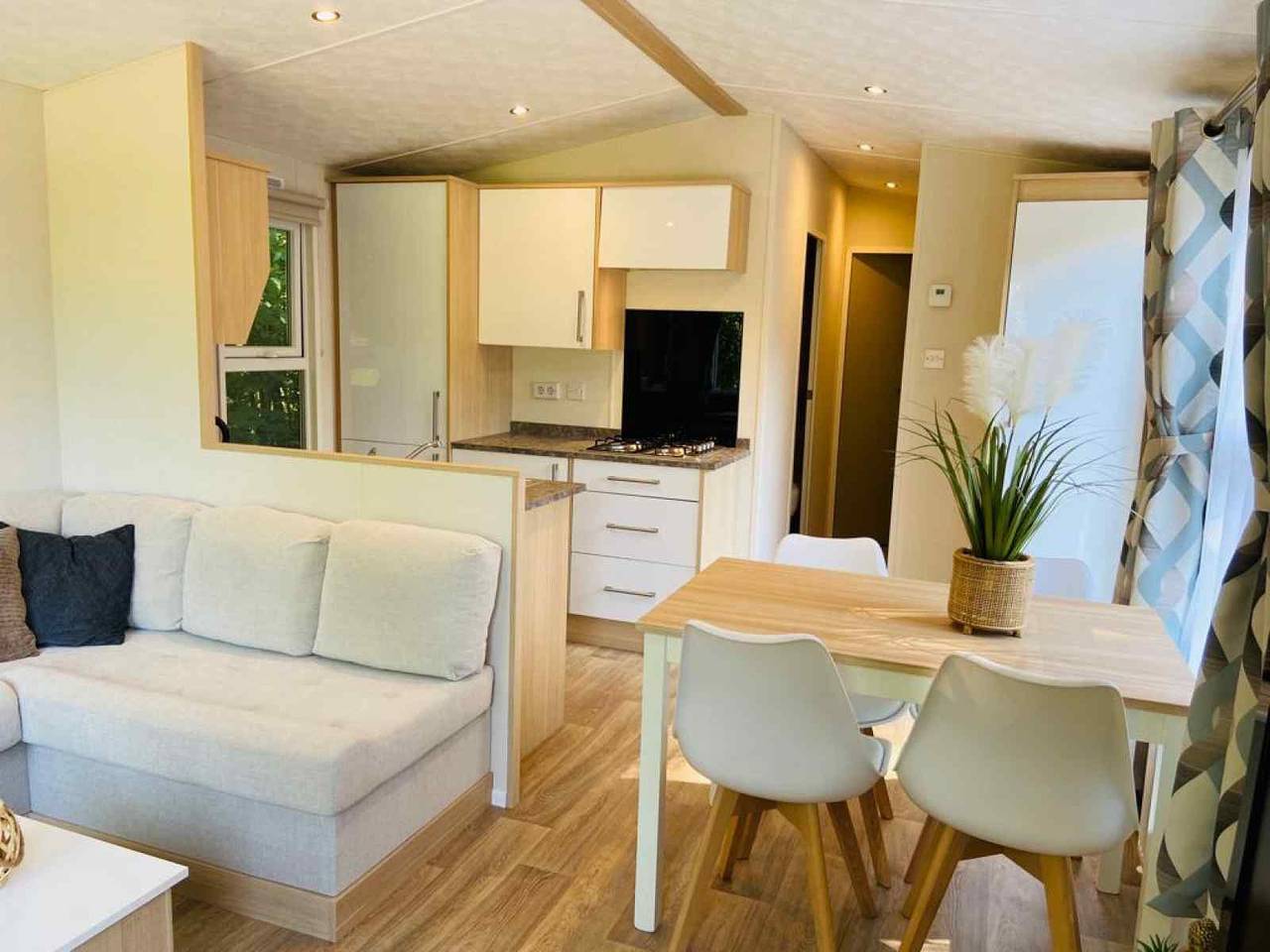 Gemütliches Chalet für 4 Personen in der nordholländischen Landschaft in Niederländische Nordsee