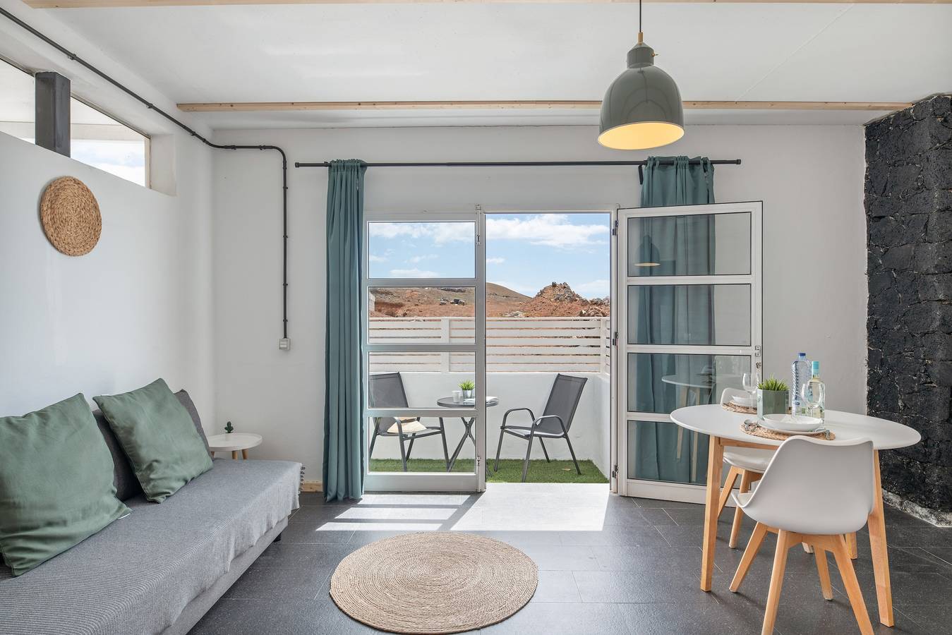Suite Junior Amanecer avec piscine privée, terrasse privée et Wi-Fi in Mácher, Tías