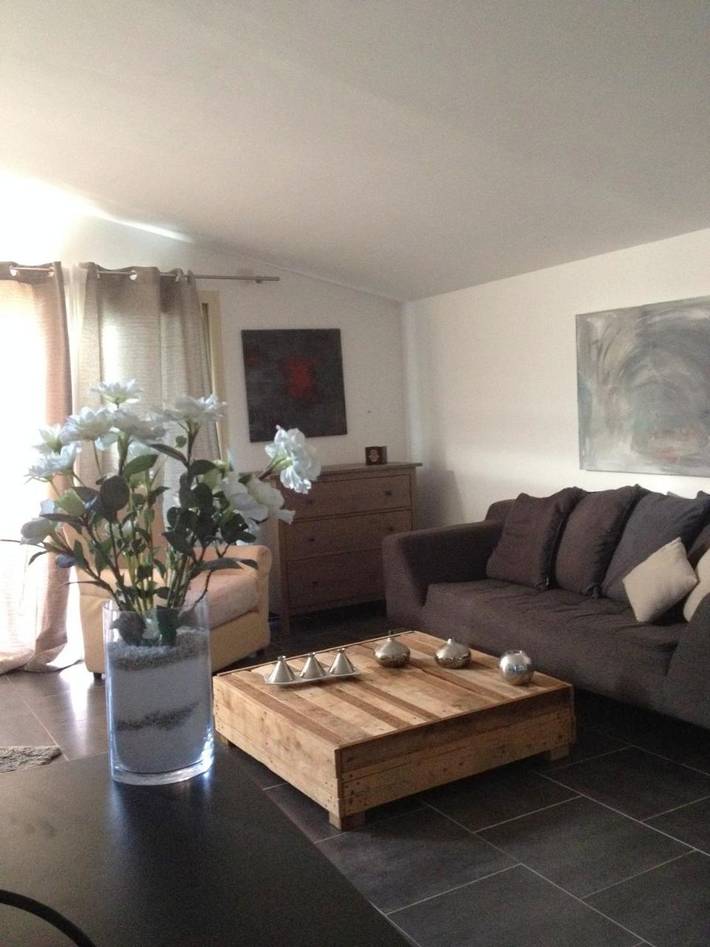 Location de vacances pour 2 personnes, avec vue et piscine ainsi que jardin et sauna à Saint-Cannat - 3