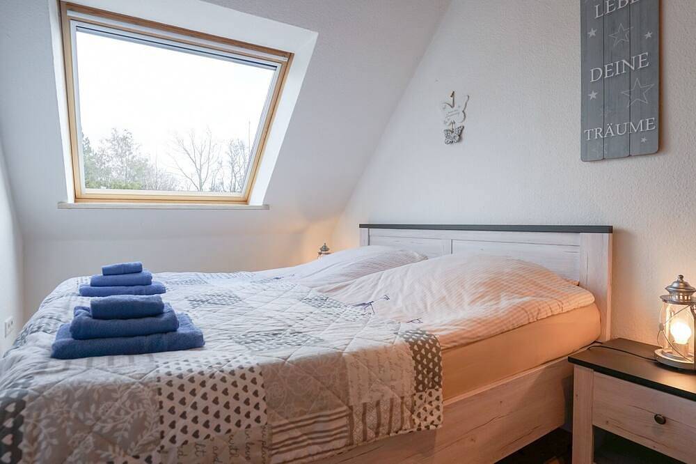 Ganze Wohnung, Gemütliche Fewo an der Nordsee in Langenhorn, Grünes Binnenland