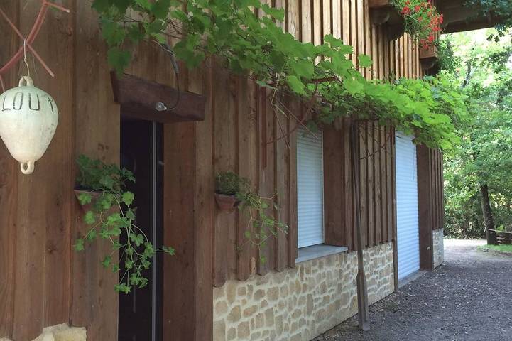 Location de vacances pour 4 personnes, avec jardin à Lanton