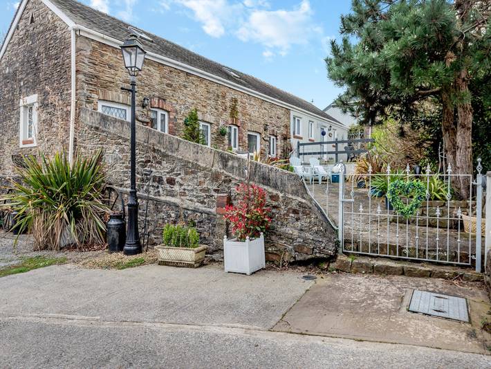 Cottage for 2 people, with garden in Gower