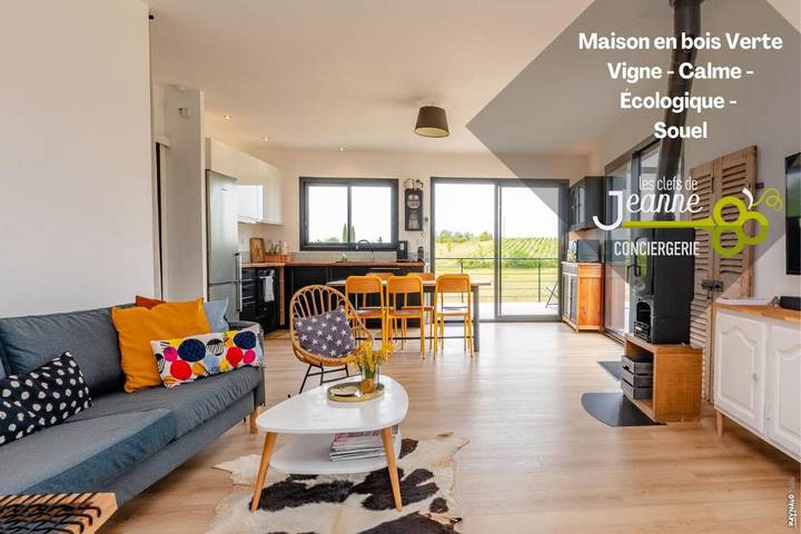Location de vacances pour 4 personnes, avec Balcon et Terrasse ainsi que Jardin et Vue à Souel