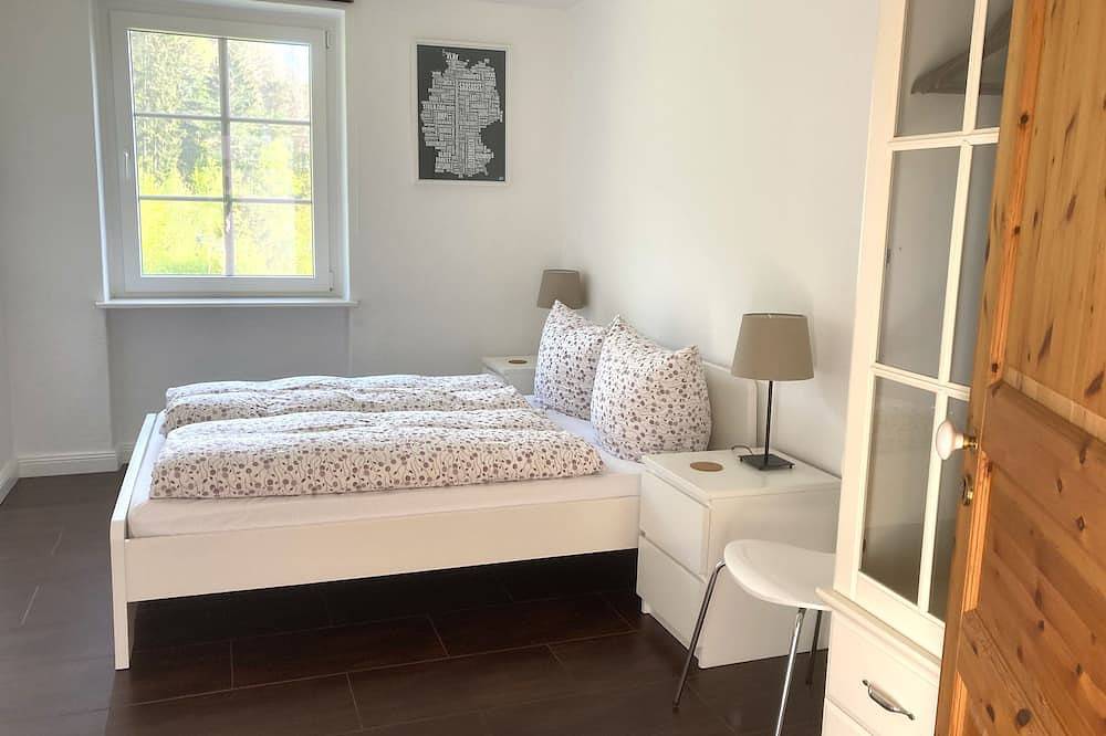 Ganze Wohnung, Kurort Jonsdorf - moderne Wohnung am Wald in Jonsdorf, Zittauer Gebirge