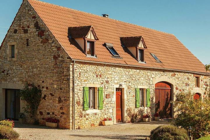 Location de vacances pour 10 personnes, avec Terrasse et Jardin à Lavercantière