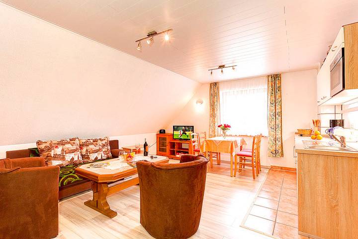 Ganze Ferienwohnung, Fewo Baller 1 in Koserow, Bernsteinbäder