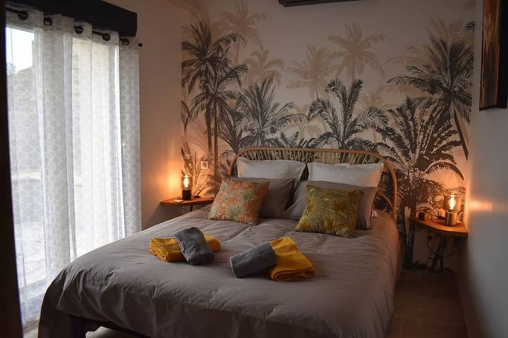 Location de vacances pour 4 personnes, avec terrasse et jacuzzi à Saint-Rome-de-Tarn - 2