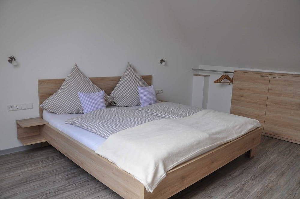 Ganze Wohnung, Ferienwohnung Traminer - Ferienwohnung Vollert in Obersulm, Kurpfalz