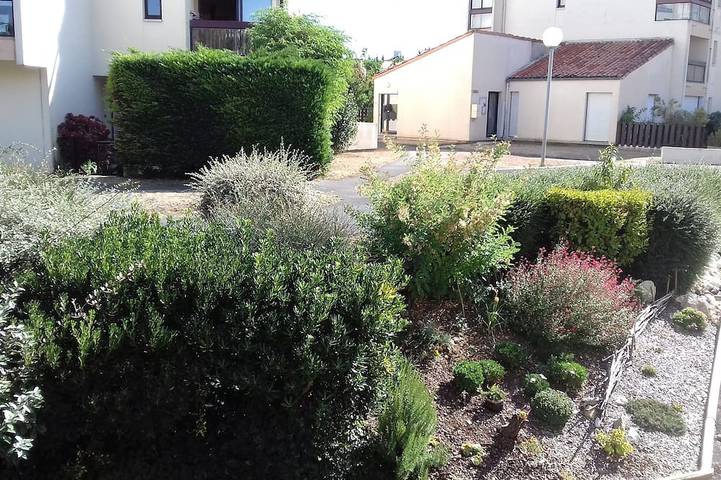 Entire apartment, Feet in the water, between the beach, the pool, and the marina... in La Rochelle, La Rochelle region
