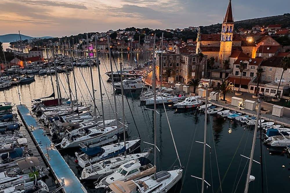Maison 7 personne sur une ile , proximité plage et commodités in Milna, Brac