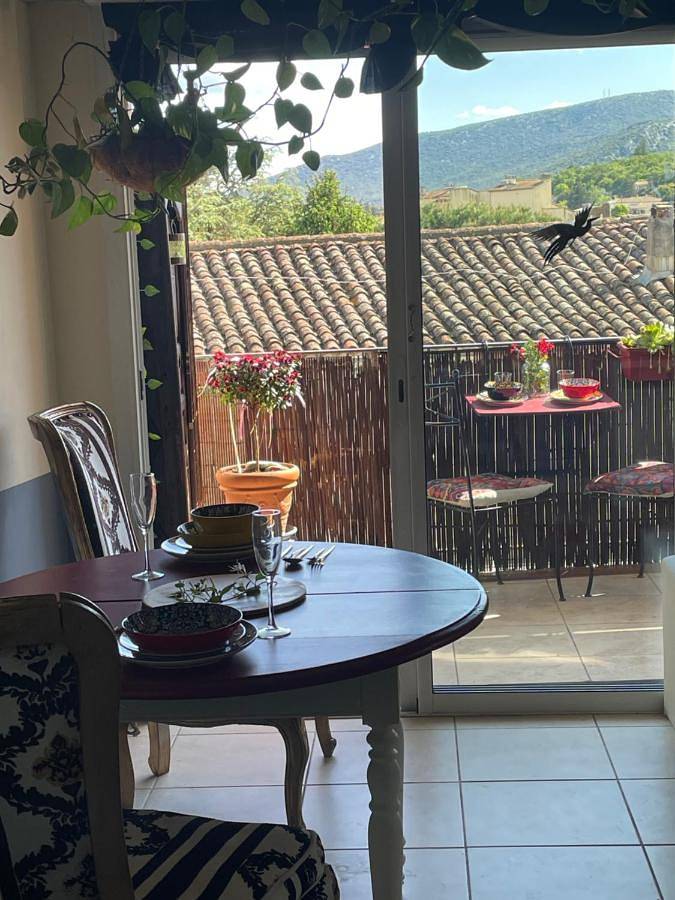 Apartamento de vacaciones para 5 personas, con jacuzzi y jardín - 1