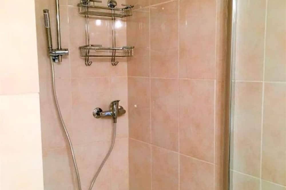 Ganze Wohnung, Petit Appartement à Louer Dans le Val Dhérens in Mont-Noble, Walliser Alpen