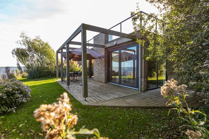 Vakantiepark De Wiedense Meren — Villa Waterrijk | 4 Personen in Nationalpark Weerribben-Wieden