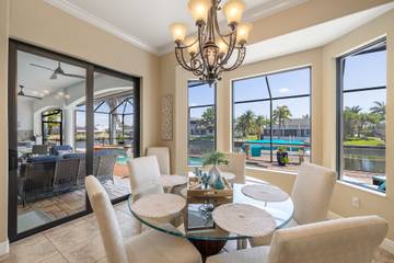 Vacation Rental for 6 Guests in Cape Coral, Southwest Florida, Picture 3