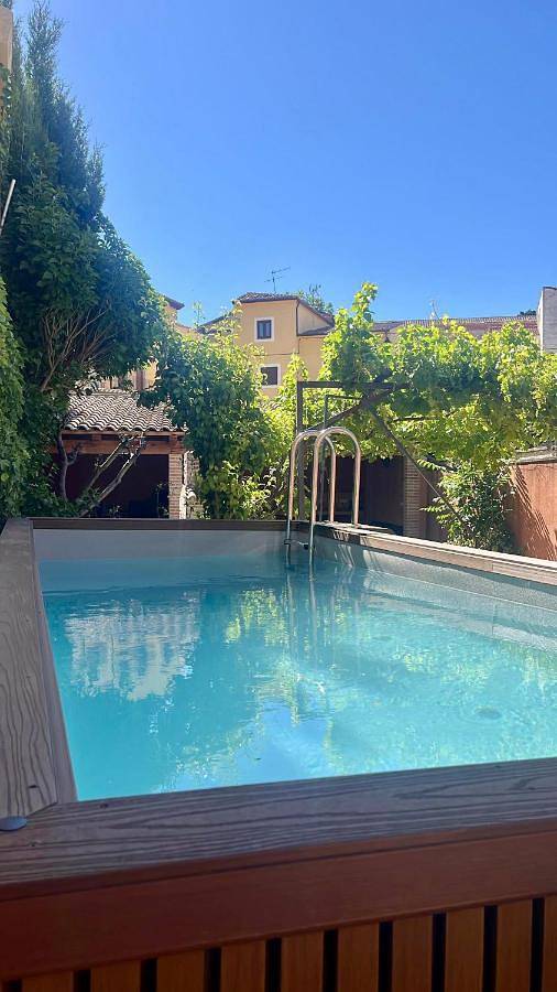 Apartamento de vacaciones para 4 personas, con piscina además de vistas y jardín, Se admiten mascotas - 1