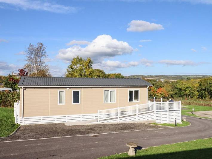 Holiday rental for 4 people, with Garden and Pool as well as View in Newton Abbot
