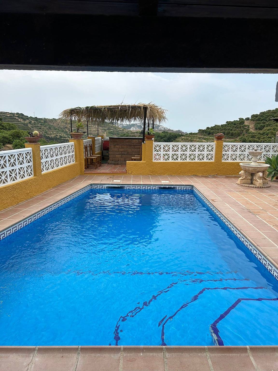 Ferienhaus 'Adelfas' mit Meerblick, Wi-Fi und Klimaanlage in Almuñecar, Costa Tropical