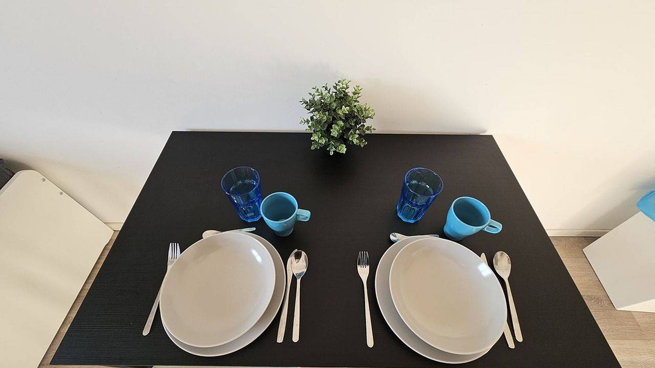 Ganze Wohnung, Appartement für 2 Personen in Bitterfeld-Wolfen in Bitterfeld-Wolfen, Anhalt - Bitterfeld