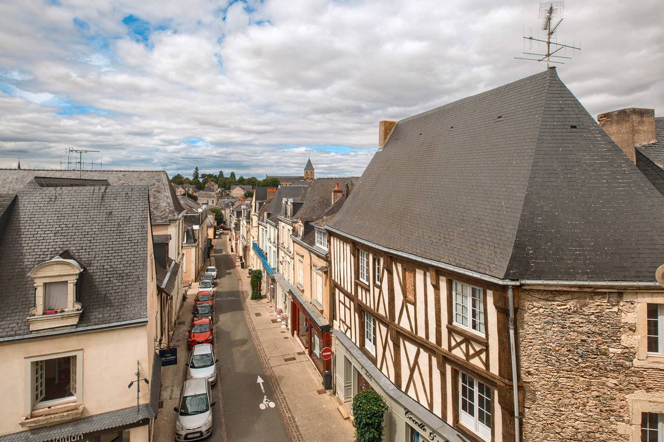 Appartement entier, Le Doumer - Centre-ville - Petfriendly in Château-Gontier-sur-Mayenne, Mayenne