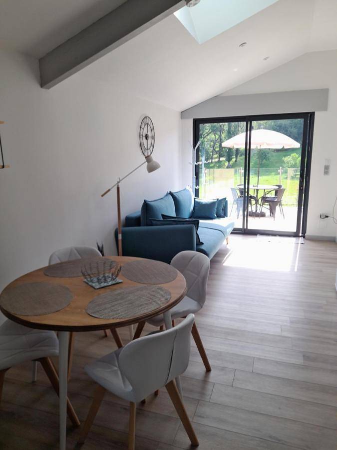 Appartement de vacances pour 4 personnes, avec vue et jardin, animaux acceptés