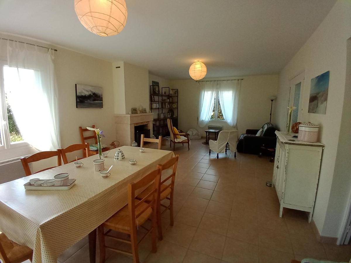 Three-Bedroom House in Dragey-Ronthon, Baie du Mont-Saint-Michel