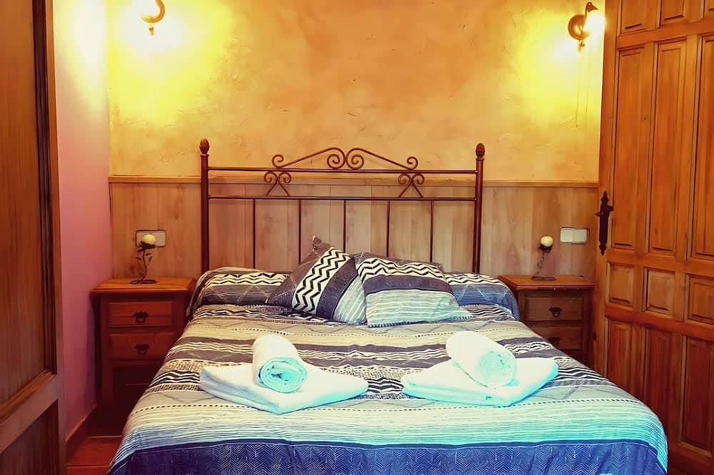 Apartamento entero, Vivienda turística Casa Vaélico Ii. Admitimos mascotas sin ningún coste in Arenas de San Pedro, Valle del Tiétar