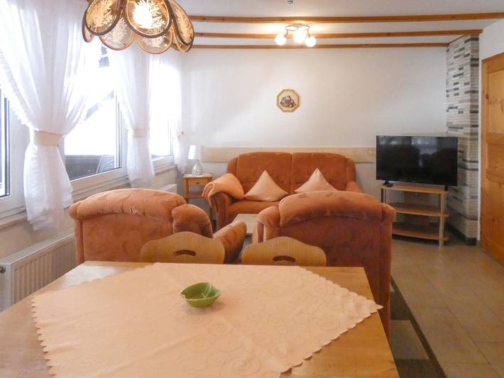 Ferienhaus für 4 Personen, mit Garten und Balkon am Rennsteig - 2