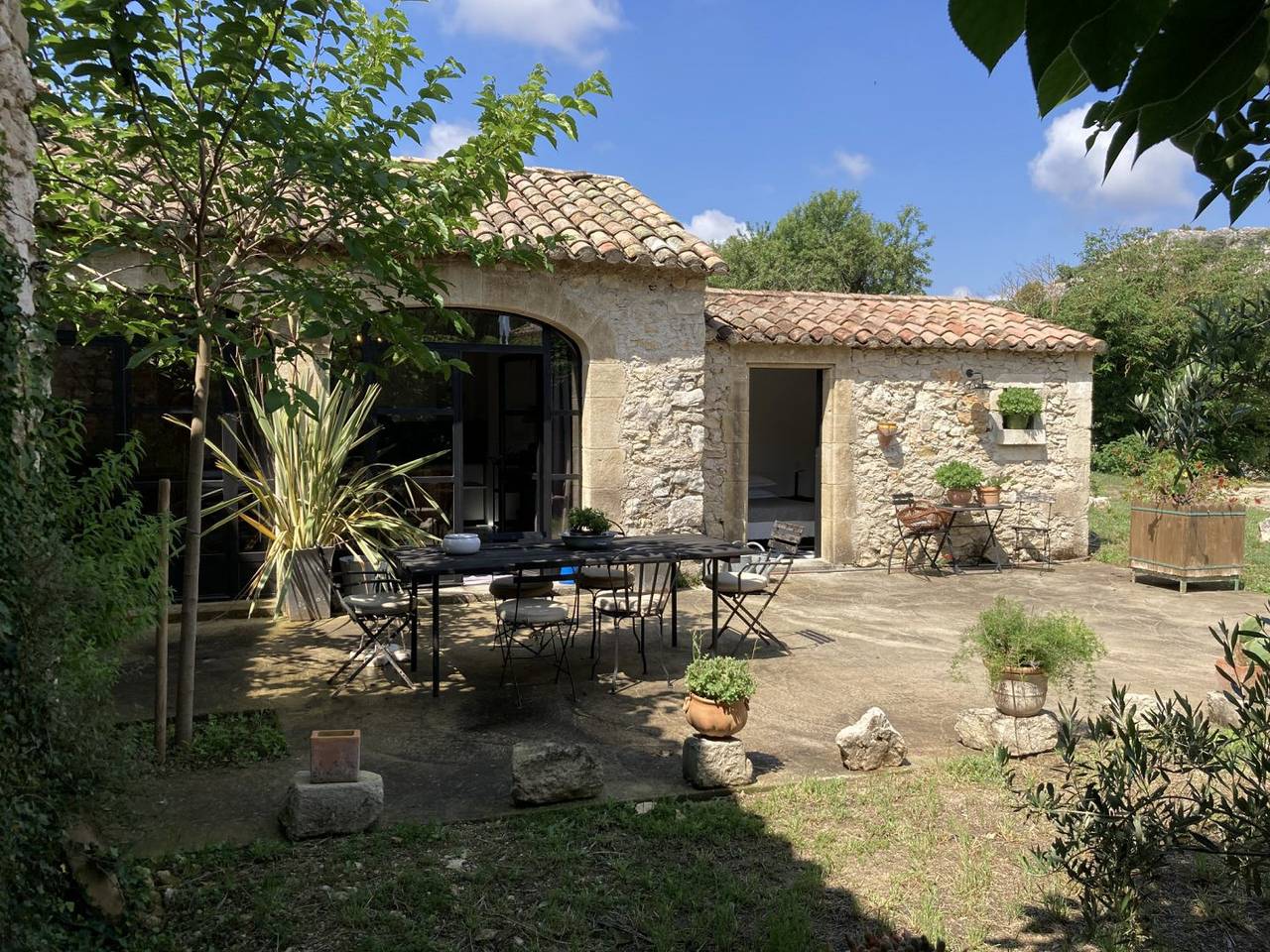 Studio entier, Mazet du Hameau du Mas de Chabaud in Eygalières, Région d'Arles