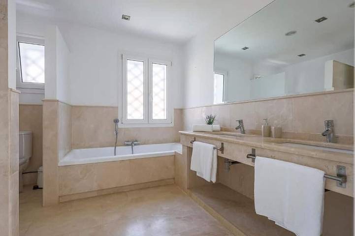 Villa Punta Carnero in Punta Carnero, Algeciras