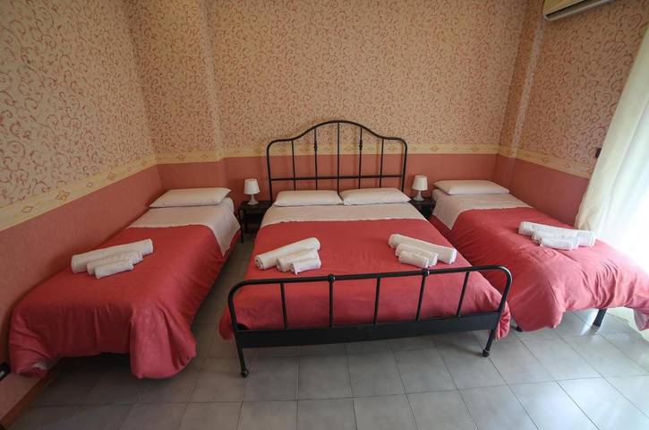 B&b per 4 persone, con Balcone e Terrazza a Belpasso
