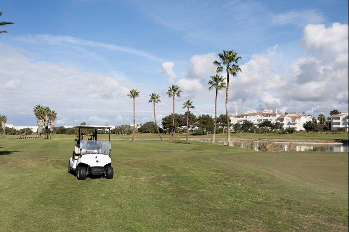 Ganze Ferienwohnung, Ferienwohnung für 4 Personen mit Kinderpool in Costa Ballena, Rota