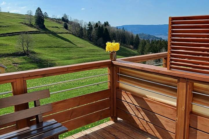 Location de vacances pour 5 personnes, avec jardin et balcon à Gerbamont