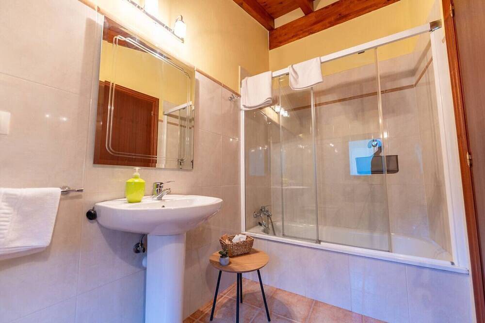 Posada La Canal · habitación estilo rural in Santillana del Mar, Cantabrian Coast