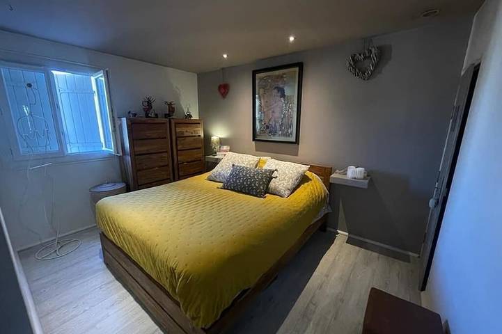 Location de vacances pour 6 personnes, avec terrasse et jardin à Maubec - 2