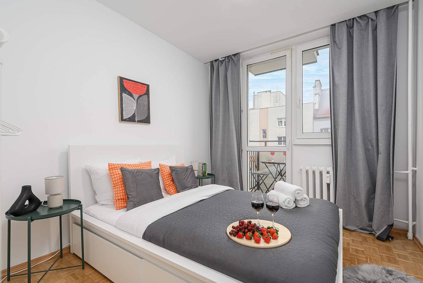 Cały apartament, Lumina bright apartment near Łazienki Królewskie in Mokotów, Warszawa