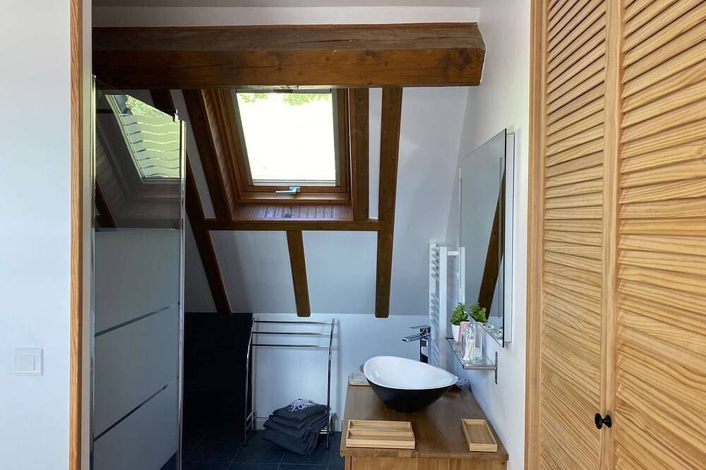Appartement entier, Bulle magique face au Mont Valier, studio douillet in Aleu, Parc naturel régional des Pyrénées ariégeoises