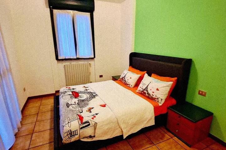 Appartamento intero, Bernina Stop & Go apartment - 30 steps to the red train in Tirano (borgo), Tirano