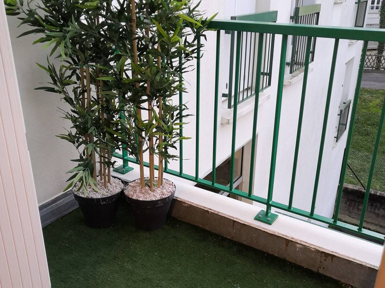 Entire studio, Furnished apartment with balcony - Pets allowed, Wifi in La Roche-Posay, Vienne