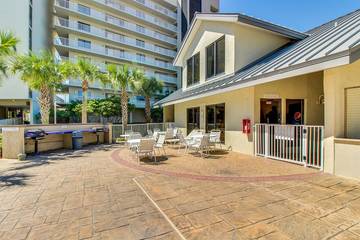 Vacation Apartment for 6 Guests in Miramar Beach, Emerald Coast, Picture 3