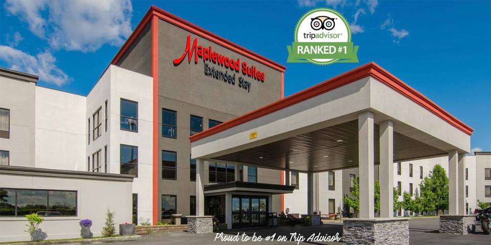 Hotel para 2 personas, con piscina y jacuzzi - 1