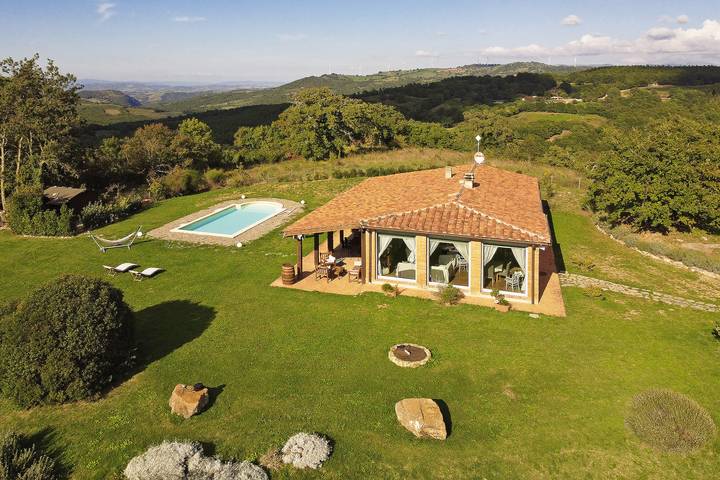 Villa per 6 persone, con piscina e terrazza in Maremma