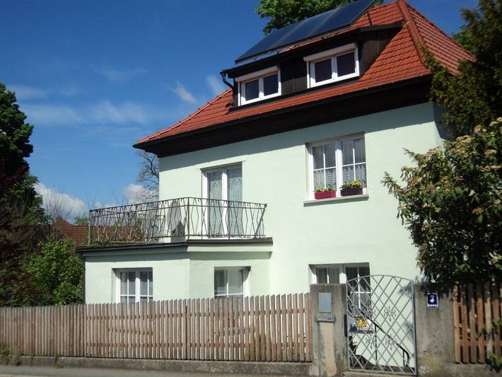 Ferienwohnung für 8 Personen, mit Balkon und Balkon/Terrasse sowie Terrasse und Garten in Ebern