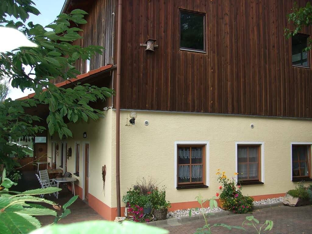 Entire holiday apartment, Moierhof - 2x 60qm in Treffelstein, Eastern Bavaria